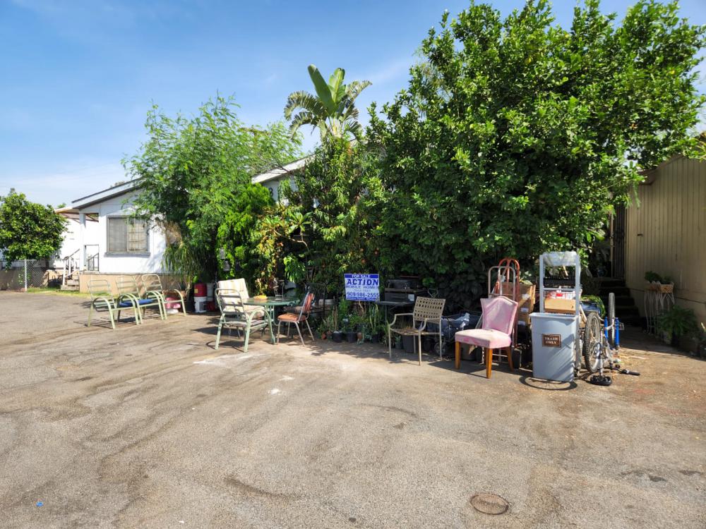 Manufactured Homes & Mobile Homes in Fontana